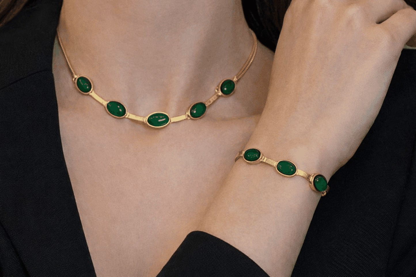 Green Cyrstal Necklace